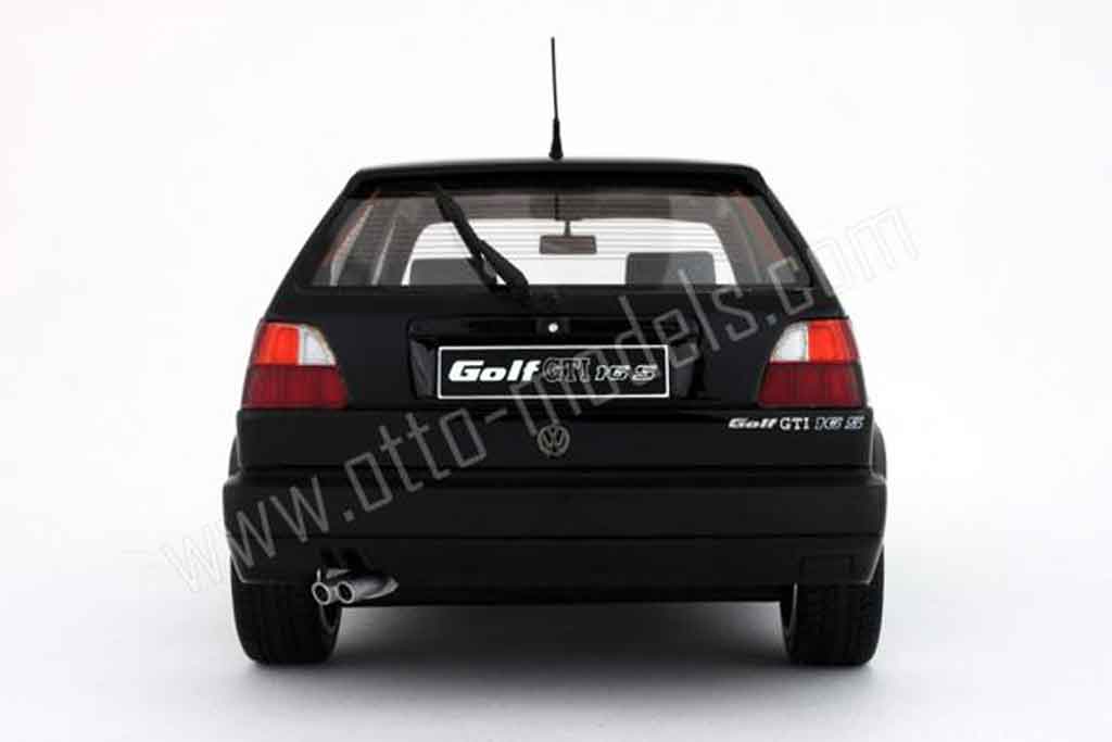 Volkswagen Golf GTI 16s zwart 1990 1/18 Ottomobile
