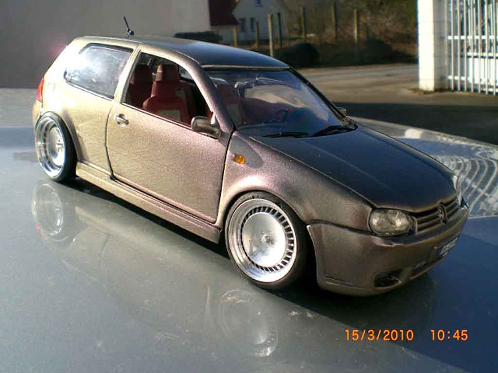 Volkswagen Golf IV R32 1/18 Revell IV R32 tdi german look kit carrosserie modelauto