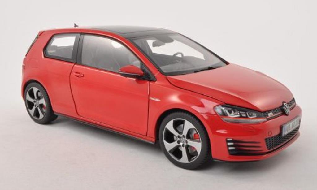 Volkswagen Golf VII 1/18 Norev VII GTI rood 3-Turer modelauto