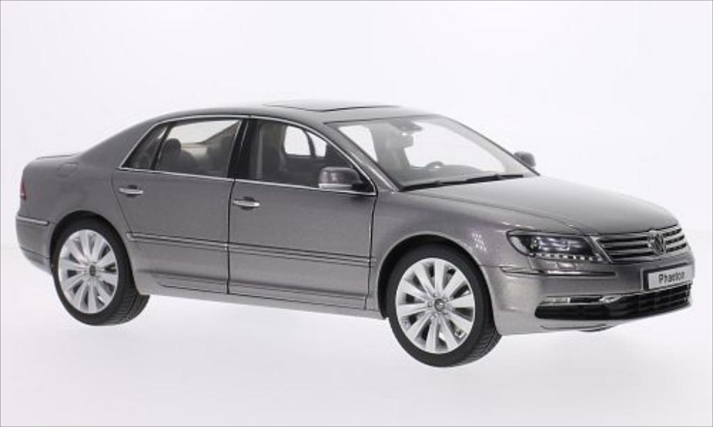 Volkswagen Phaeton 1/18 Kyosho metallic grijs modelauto