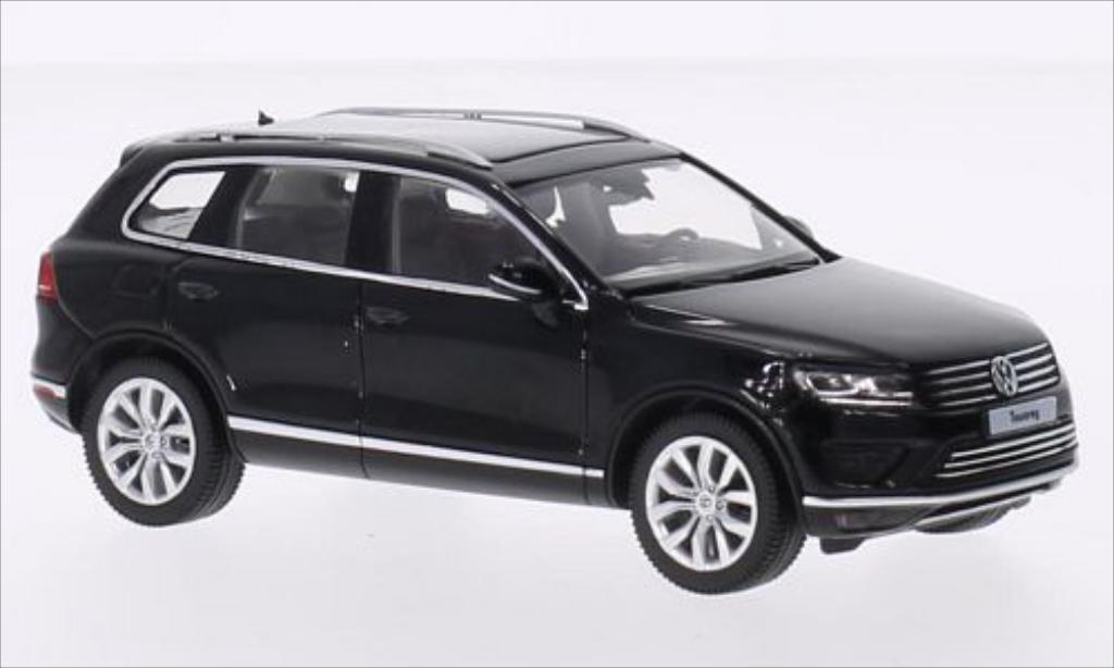 Volkswagen Touareg 1/43 Herpa II zwart 2014 modelauto