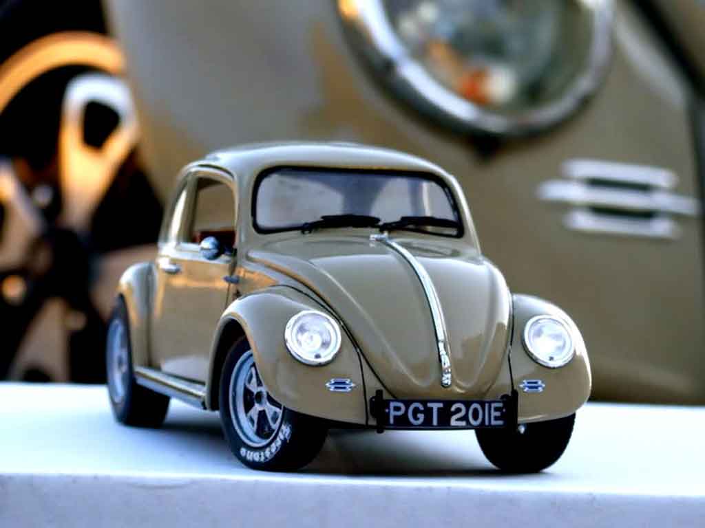 Volkswagen Kafer Base cox 1967 replica 1/18 Yat Ming