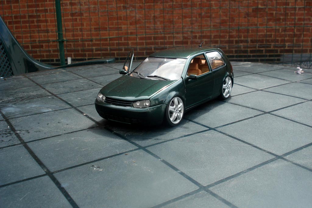 Volkswagen Golf GTI groen jantes porsche et lissage carrosserie 1/18 Revell