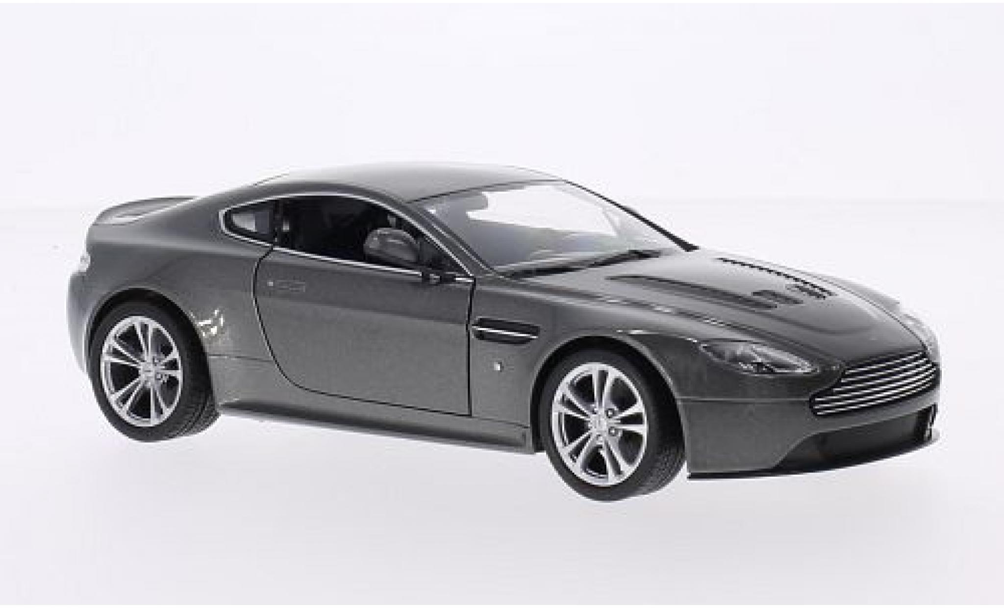Aston Martin V12 1/24 Welly Vantage grijs 2010 modelauto