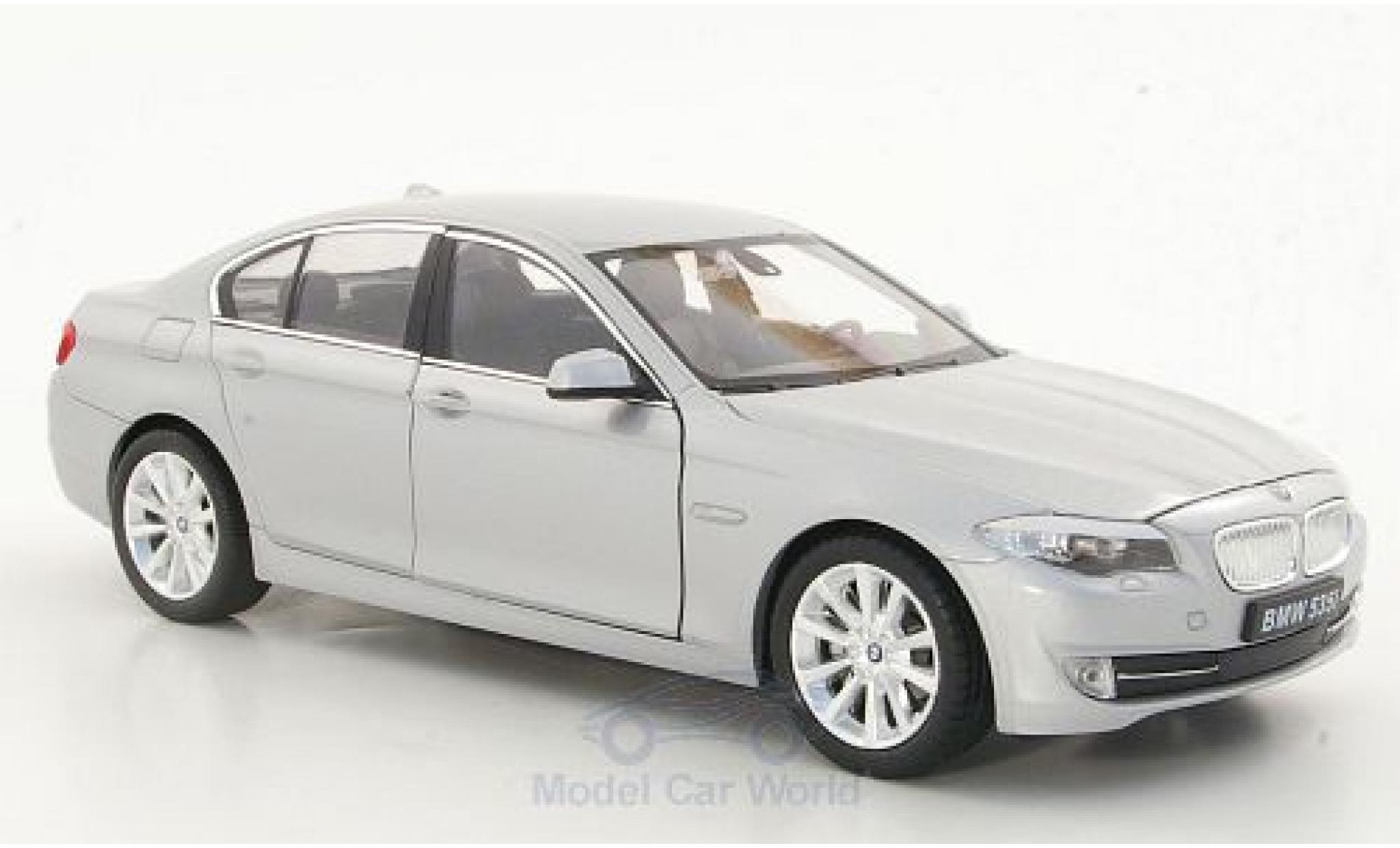 Bmw 535 1/24 Welly i (F10) grijs ohne Vitrine modelauto
