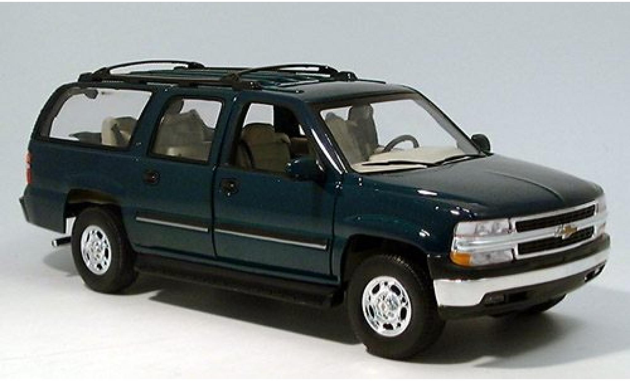 Chevrolet Suburban 1/18 Welly groen groen 1:18 modelauto