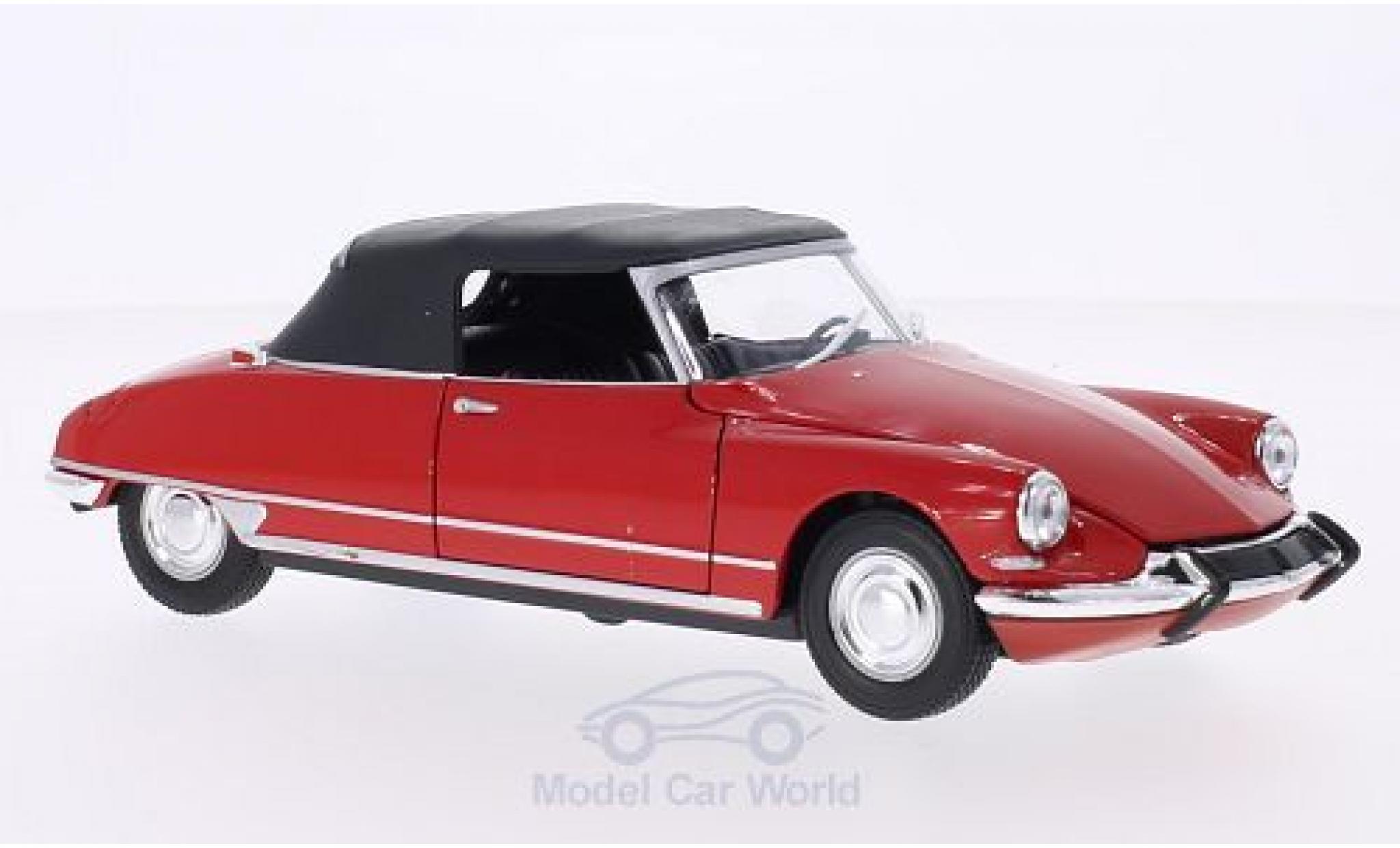 Citroen DS Cabriolet 1/24 Welly 19 Cabriolet rood Verdeck geschlossen modelauto