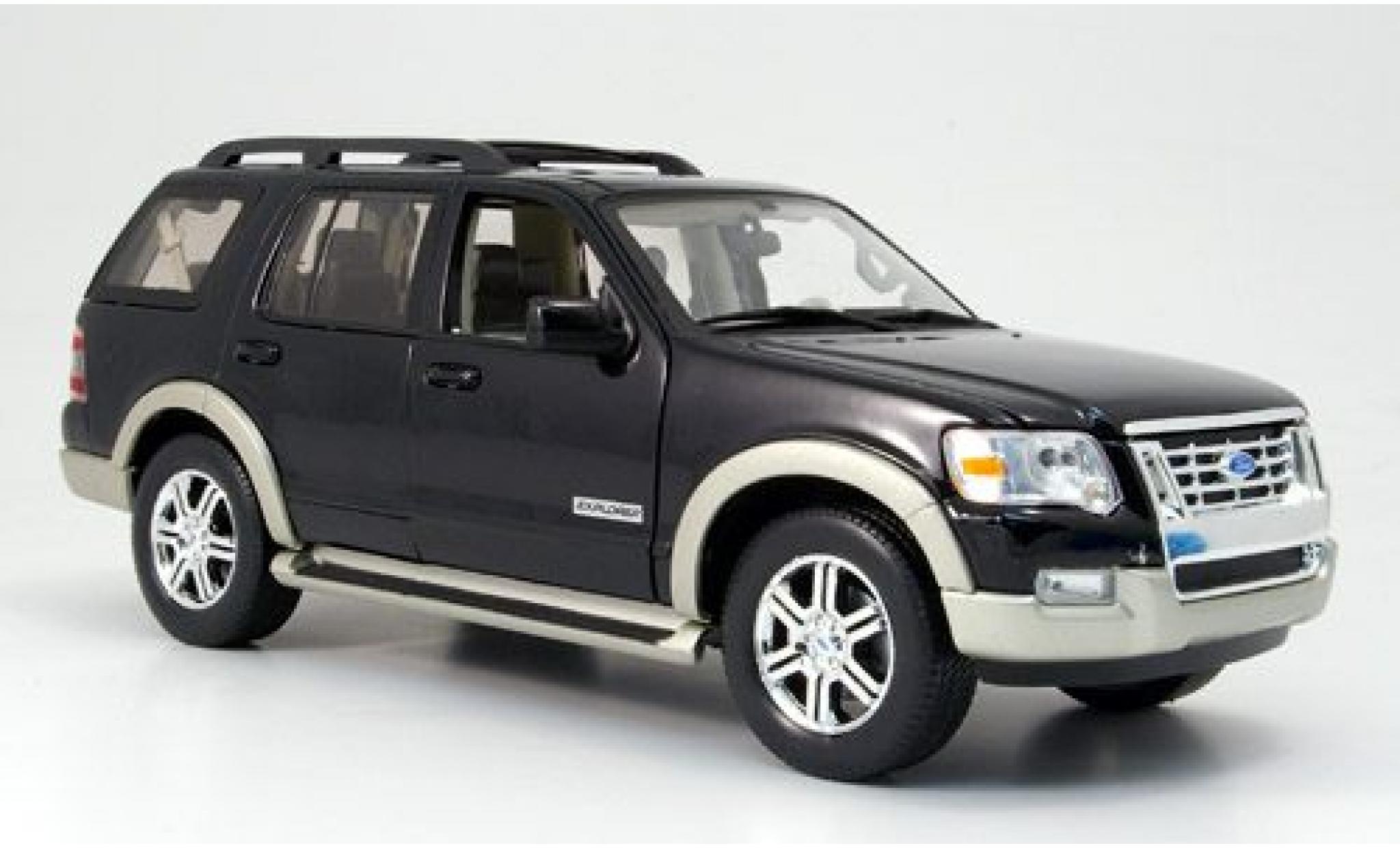 Ford Explorer 1/18 Welly zwart Eddie Bauer 2006 1:18 modelauto