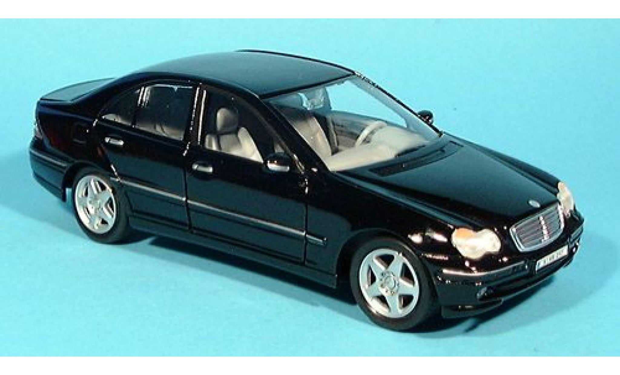 Mercedes Classe C 1/24 Welly zwart 2001 1:24 modelauto