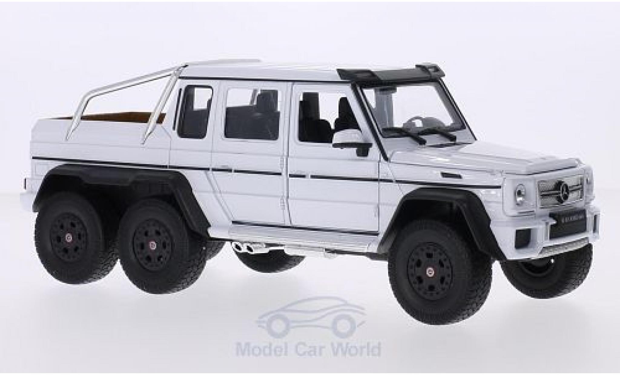 Mercedes Classe G 1/24 Welly G 63 AMG 6x6 wit modelauto