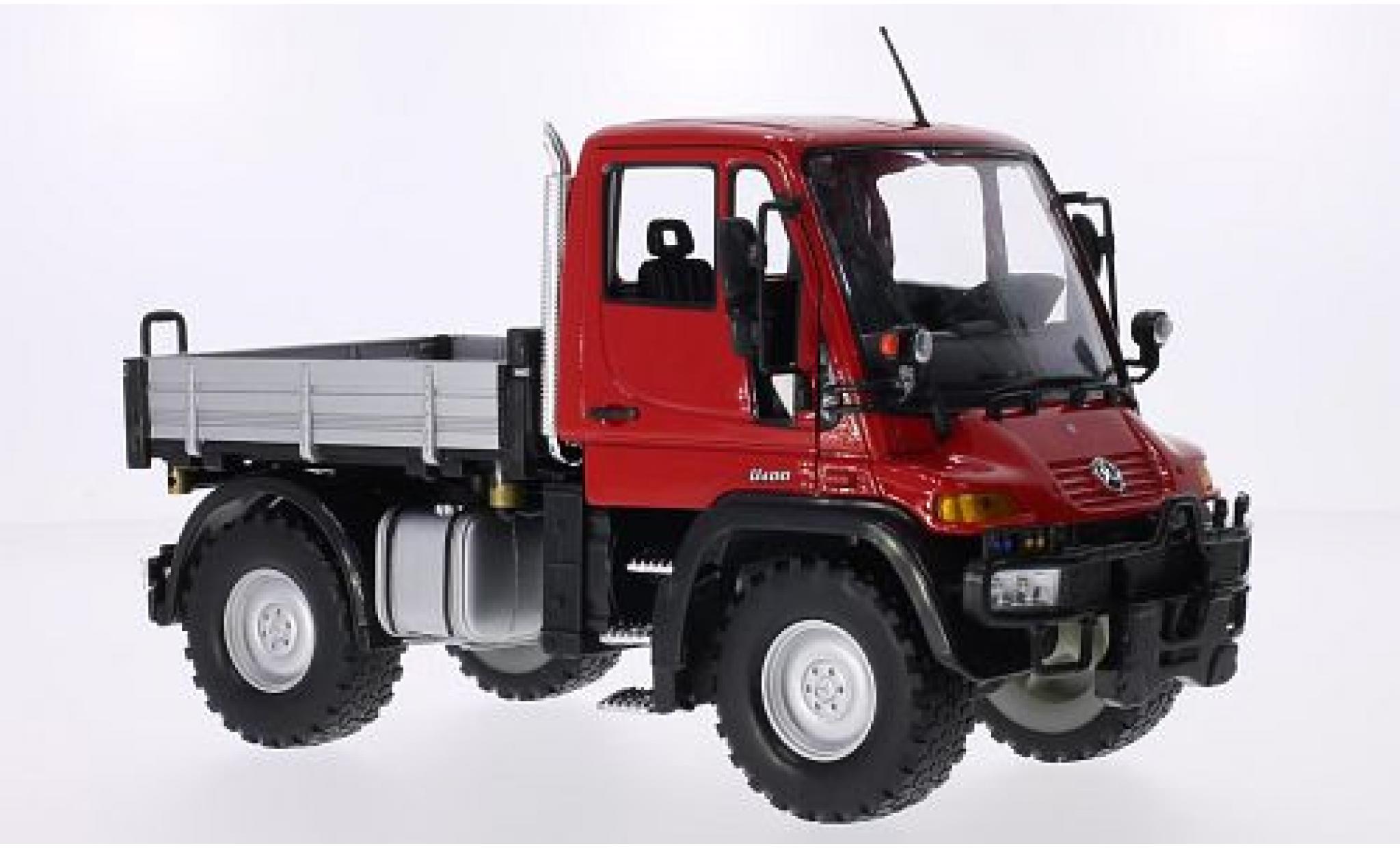 Mercedes Unimog 1/24 Welly U400 rood 1:24 modelauto