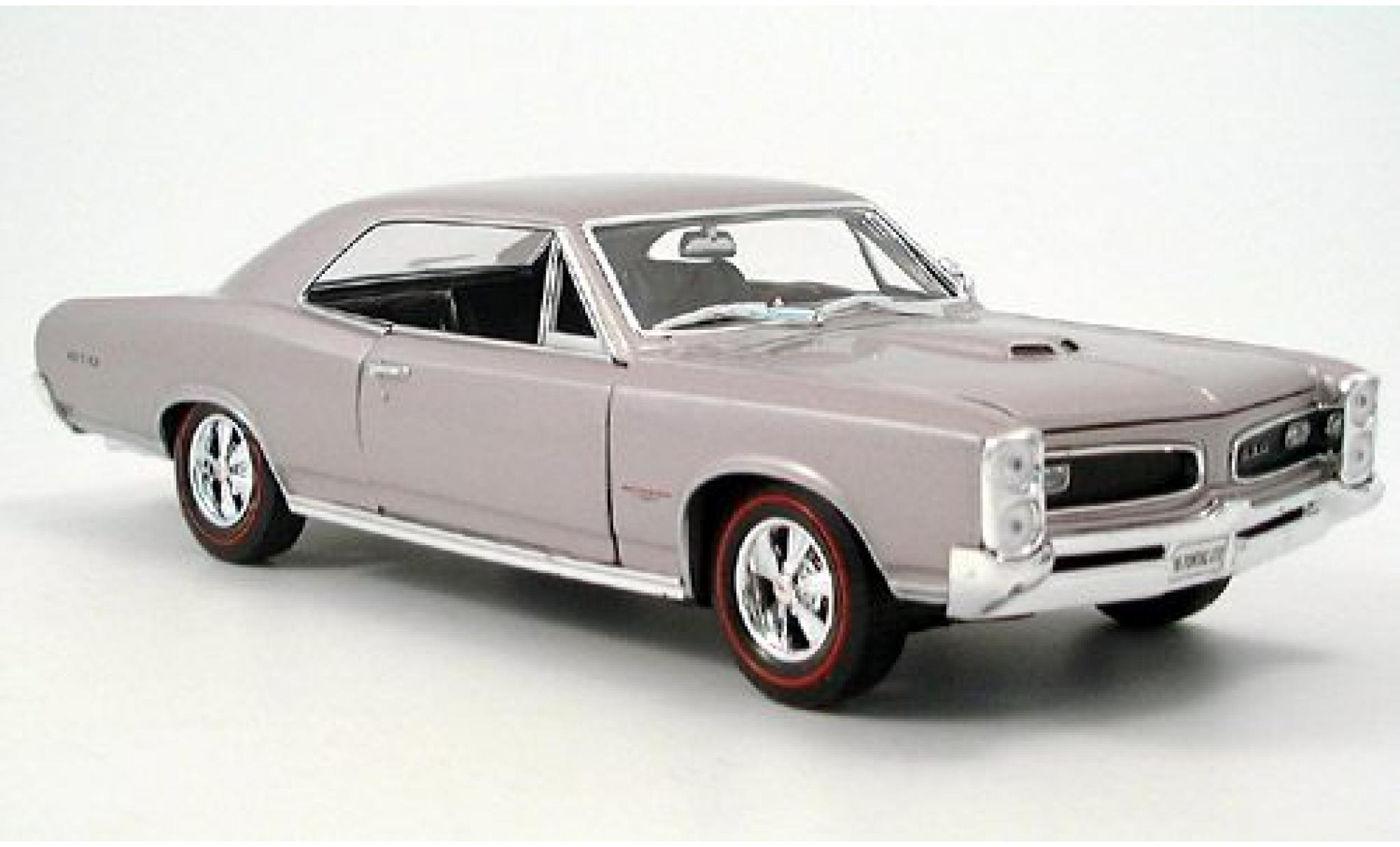 Pontiac GTO 1/18 Welly grijs 1966 1:18 modelauto