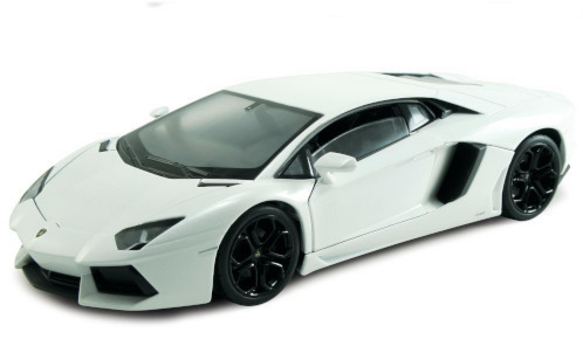 Lamborghini Aventador 1/24 Welly LP 700-4 wit modelauto