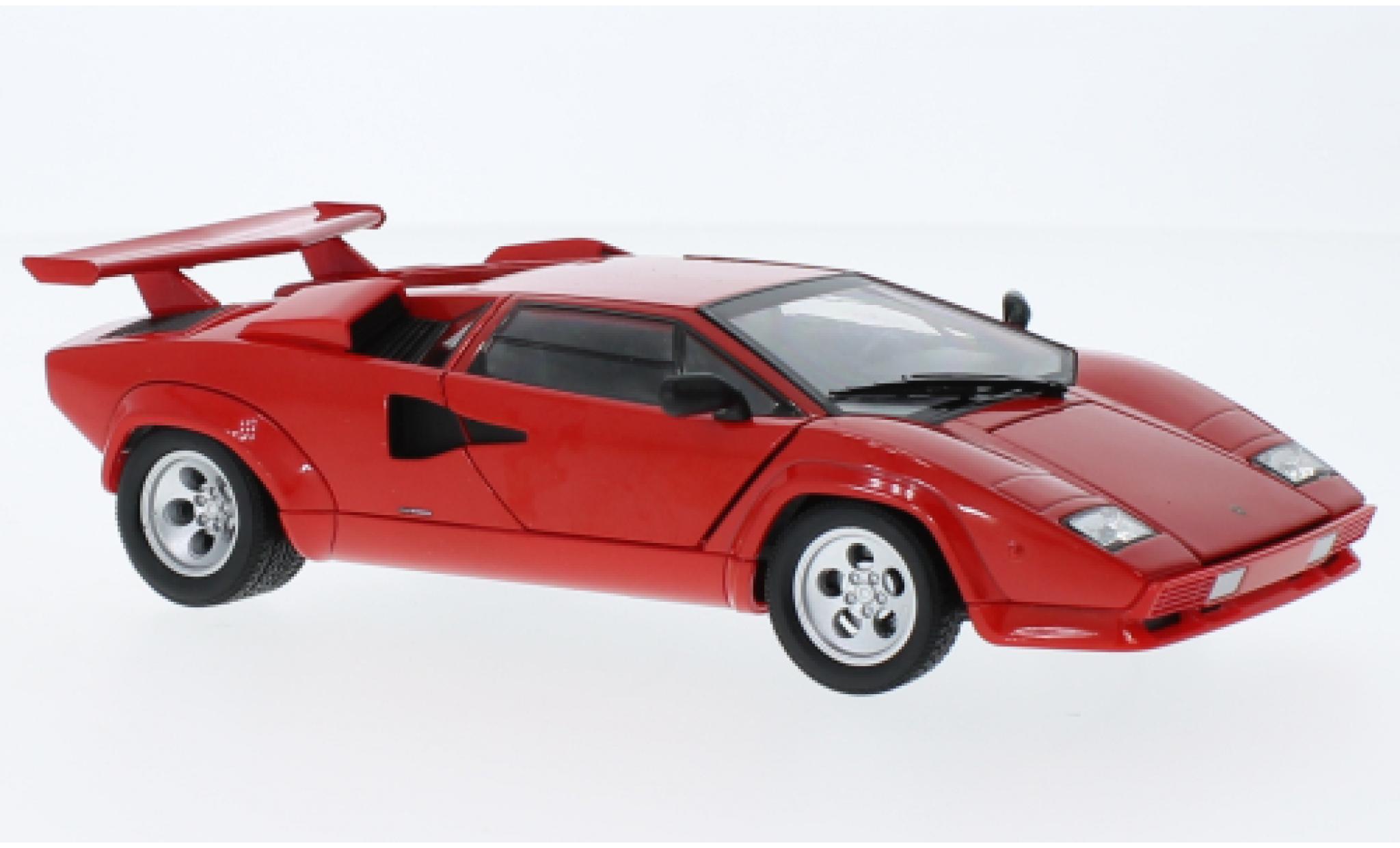 Lamborghini Countach 1/24 Welly LP 5000 S modelauto