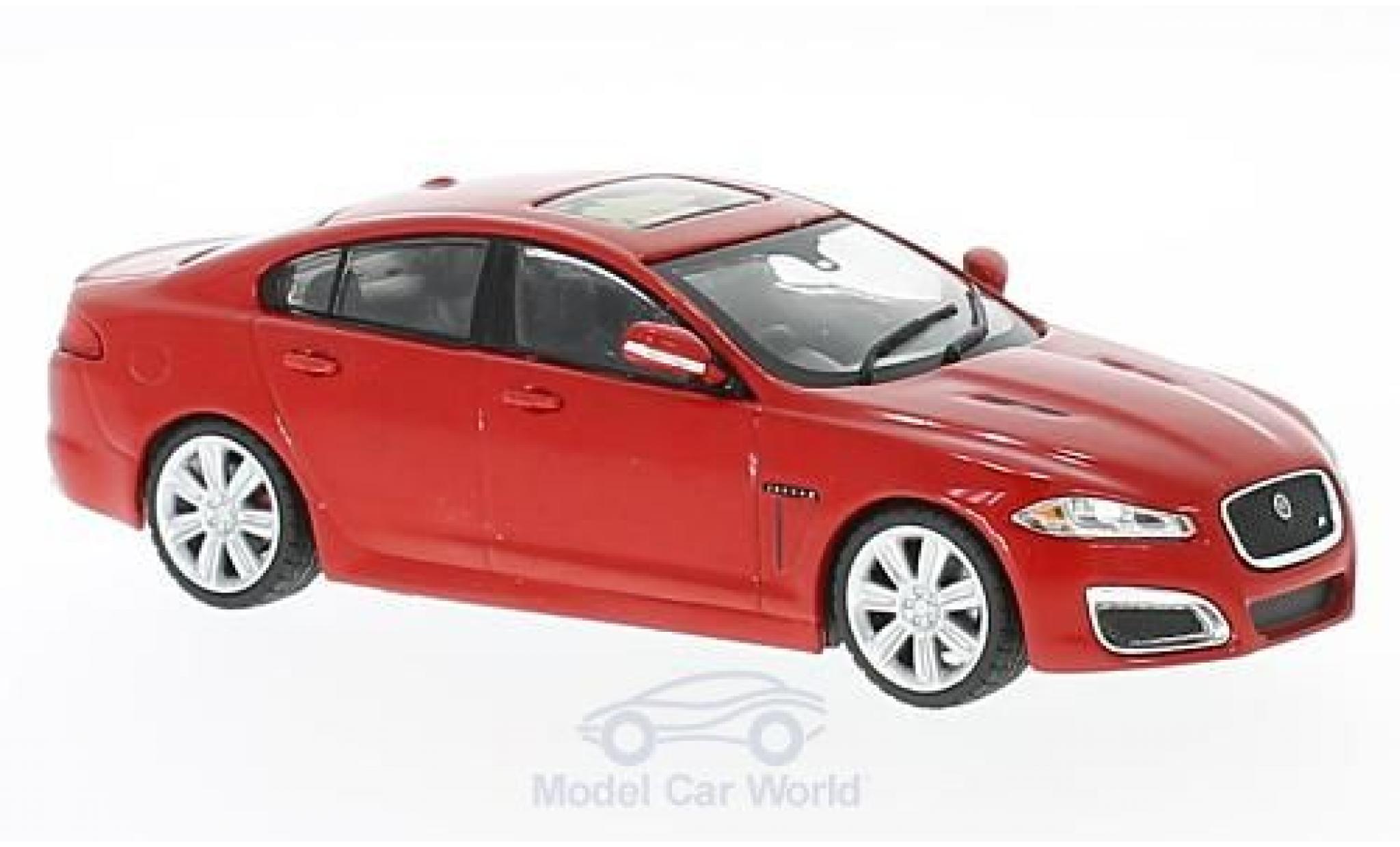 Jaguar XF R 1/43 WhiteBox R rood RHD 2010 modelauto