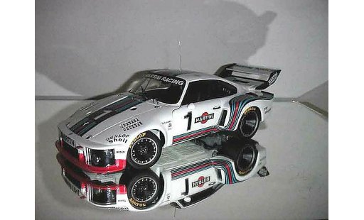 Porsche 935 1976 1/18 Exoto turbo #1 martini racing modelauto