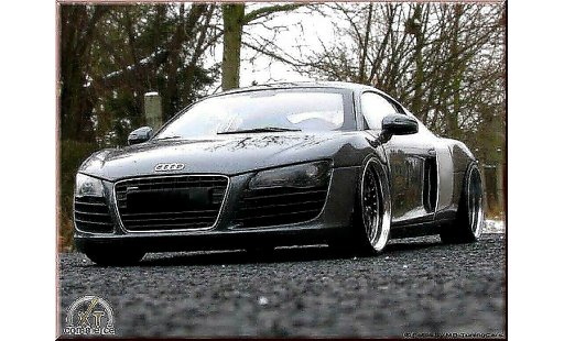 Audi R8 4.2 fsi 1/18 Maisto . v8 grijs antracite jantes 21 pouces prepa moteur modelauto