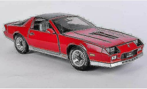 Chevrolet Camaro Z28 1/18 Sun Star rood 1982 modelauto
