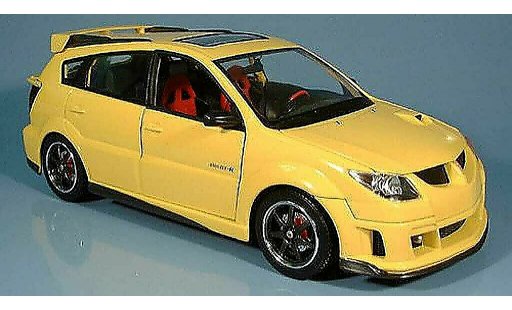 Pontiac Vibe GT 1/18 Yat Ming gtr geel 2003 modelauto