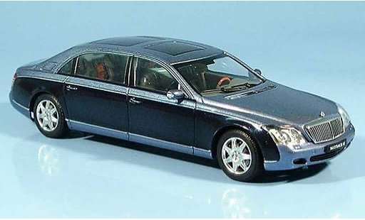 Maybach 62 LWB 1/43 Autoart blauw modelauto