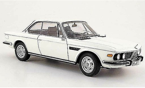 Bmw 3.0 CSi 1/18 Autoart e9 coupe wit 1971 modelauto