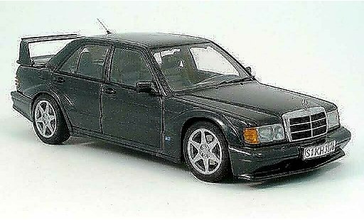Mercedes 190 Evo 1/18 Autoart E 2.5-16V 2 (W201) zwart modelauto