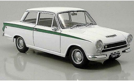 Lotus Cortina MkI 1/18 Autoart mk i wit modelauto