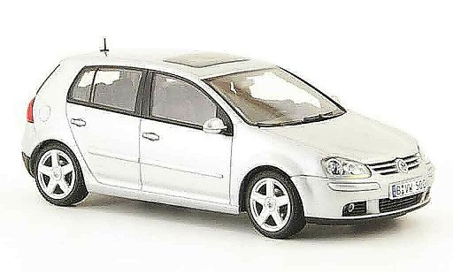 Volkswagen Golf Base 1/43 Autoart grijs metallic 5 portes 2003 modelauto