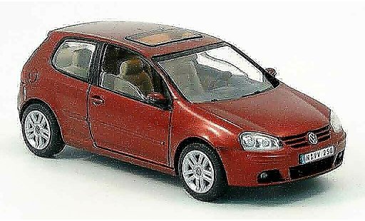 Volkswagen Golf Base 1/43 Schuco 2 turer rood 2003 modelauto