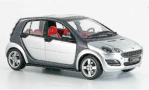 Smart ForFour Base 1/43 Schuco grijs 2004 modelauto
