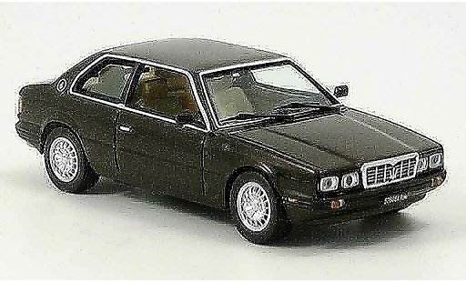 Maserati Biturbo Coupe 1/43 IXO bruin 1982 modelauto
