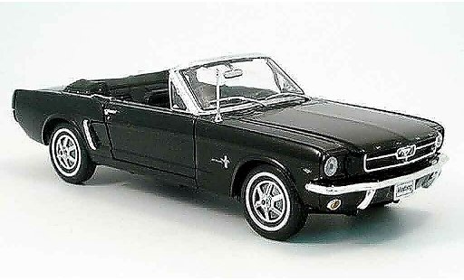 Ford Mustang Convertible 1/18 Welly cabriolet zwart open modelauto