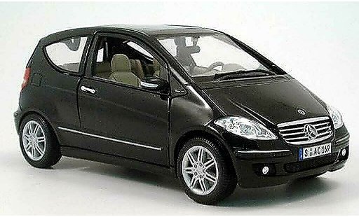 Mercedes Classe A Base 1/18 Maisto zwart 3-turer 2005 modelauto