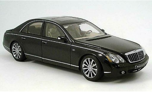 Maybach 57 S 1/18 Autoart 2005 zwart modelauto