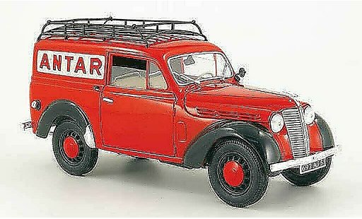 Renault Juvaquatre Base 1/18 Solido rood antar 1952 modelauto