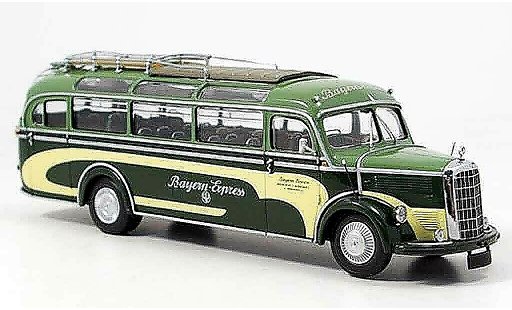 Mercedes L3500 Base 1/43 Minichamps Bayern Express modelauto