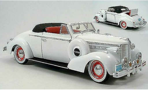 Buick 1938 Convertible 1/18 Signature Cabriolet wit modelauto