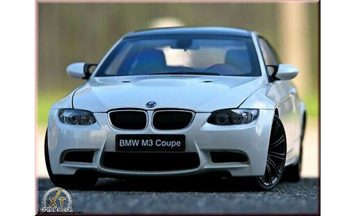 Bmw M3 Coupe 1/18 Kyosho E92 wit jantes zwart mat modelauto