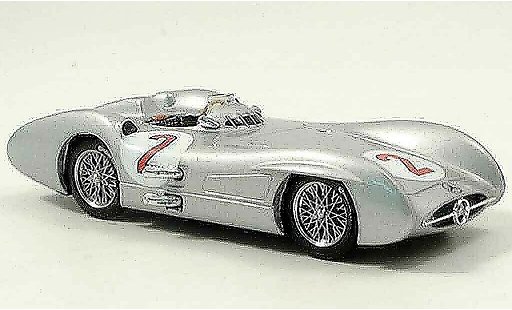 Mercedes W 196 Base 1/43 Brumm C No.2 K.Kling GP Groot-Brittanni&Atilde;&laquo; 1954 modelauto