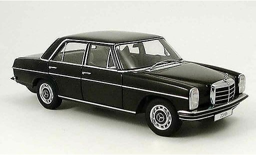 Mercedes 220 Base 1/18 Autoart d strichachter limousine zwart modelauto