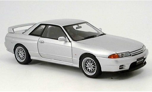 Nissan Skyline R32 1/18 Autoart gtr v-spec.ii zwart modelauto