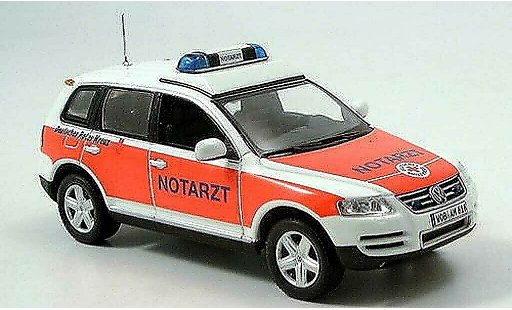Volkswagen Touareg Base 1/43 Minichamps Notarzt 2002 modelauto