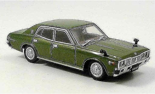 Nissan Cedric 330 Base 1/43 Aoshima groen 1977 modelauto