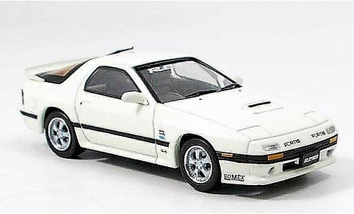 Mazda RX7 1985 1/43 Aoshima wit modelauto