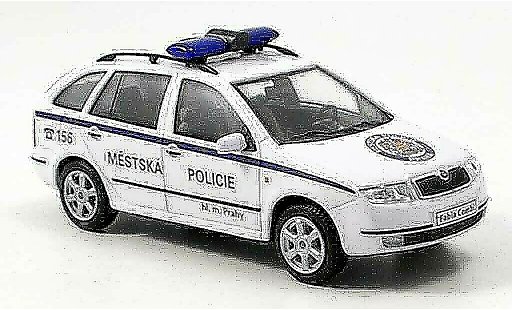 Skoda Fabia Police 1/43 Abrex combi politie prag tschechien modelauto