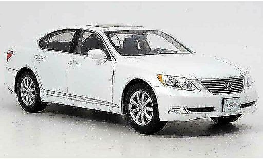 Lexus LS 460 1/18 Kyosho wit 2007 modelauto