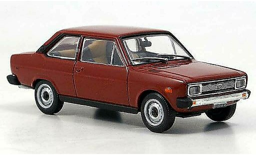 Fiat 131 Mirafiori 1/43 Starline rood 1971 modelauto