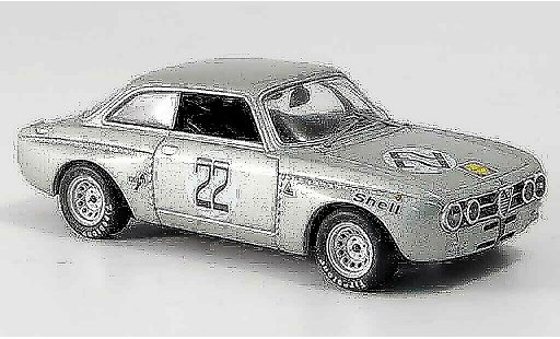 Alfa Romeo Giulia GT Am 1/43 M4 no.22 de adamich monza 1972 modelauto