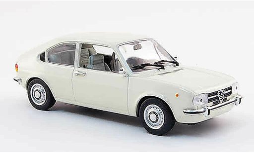 Alfa Romeo Alfasud berlina 1/43 Minichamps wit 1972 modelauto