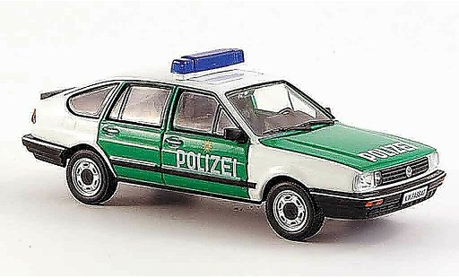 Volkswagen Passat B2 1/43 WhiteBox fliessheck politie 1985 modelauto